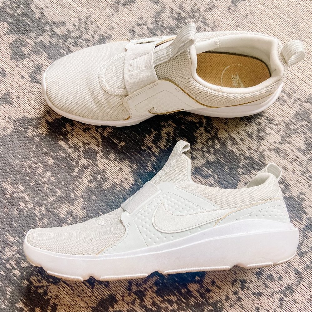 Nike AD Comfort Slip Women's Running Shoes